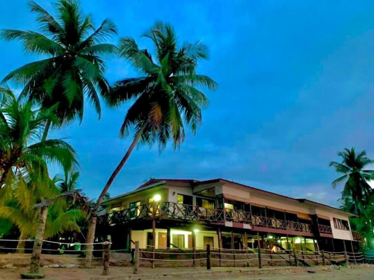 Seaside Travellers Inn Kinarut Exterior photo